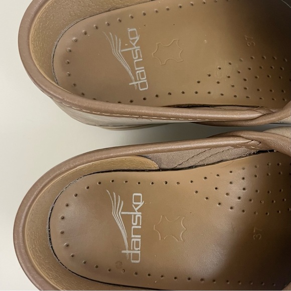 Dansko Women’s Twin Pro Llama Clog Embroidered Llama EU 37 / US 6.5 - 7 - Picture 12 of 16